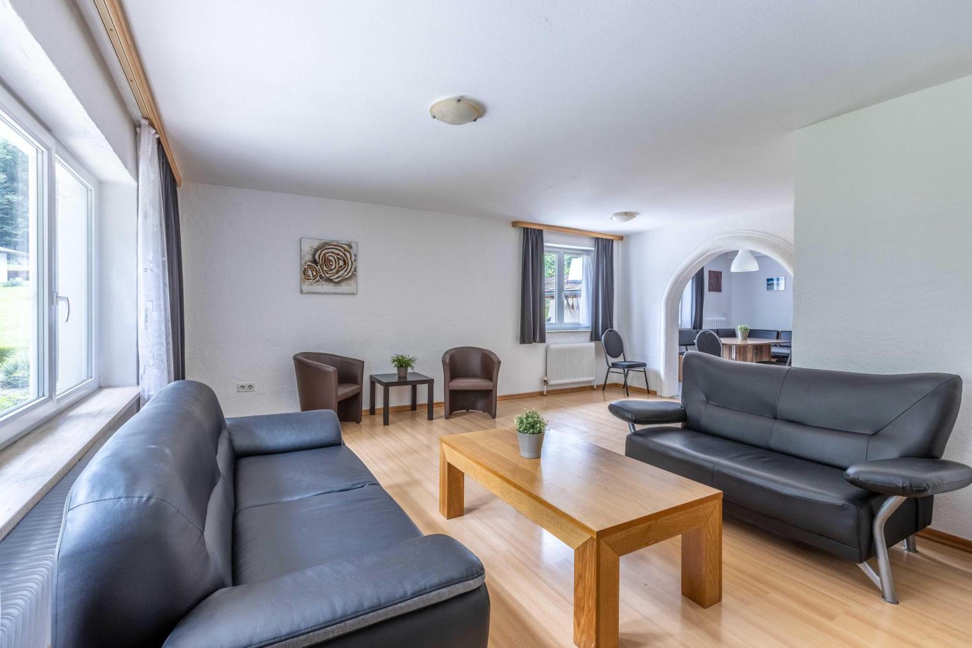 Hartkaiser Rooms And Apartments 엘마우 외부 사진